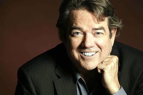 Jimmy webb - Jimmy Webb has many stories to tell. In this one, told during a benefit for the Blue Door venue in Oklahoma City, he recalls traveling the Irish countryside ...